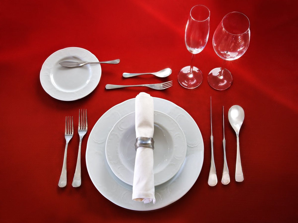 10 Editor-Loved Dinner Party Hosting Essentials